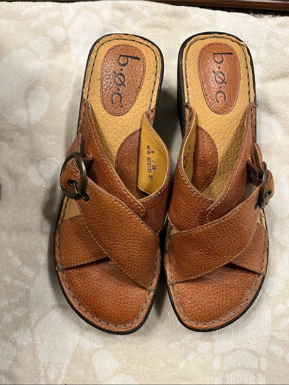 b.o.c. Born Concept leather wedge sandals, size 8